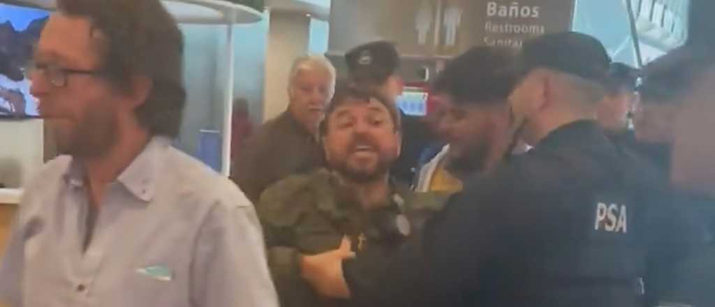Escracharon a Grabois en Ezeiza y les contest&oacute;: "&iquest;A qui&eacute;n le rob&eacute;?"