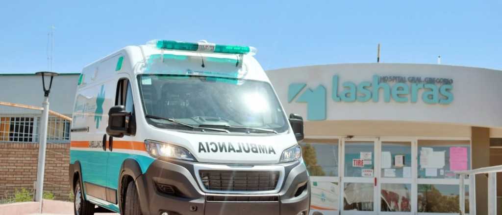 Viajaba borracho junto a dos mujeres y dos ni&ntilde;as: choc&oacute; contra un cierre