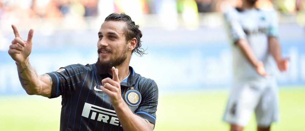 Osvaldo no se subi&oacute; al avi&oacute;n y hace esperar a Boca