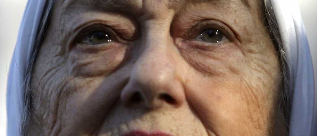 Para Hebe Bonafini, L&oacute;pez es un "chorro"