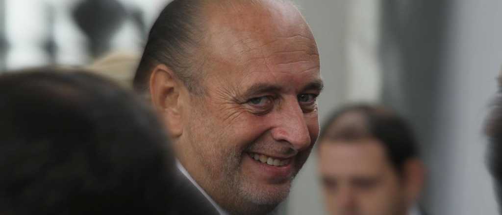 La sobria fiesta de los 60 a&ntilde;os de Jos&eacute; Luis Manzano