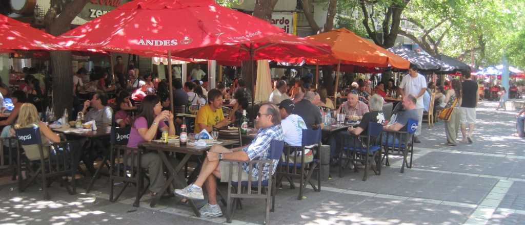 Bares y restaurantes de Mendoza no podrán abrir aún