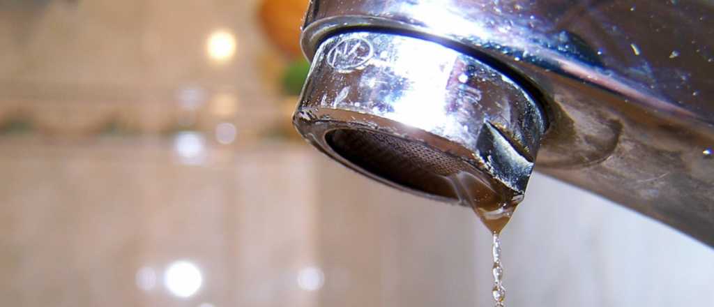 En un distrito de Santa Rosa el agua no es "apta" para consumo