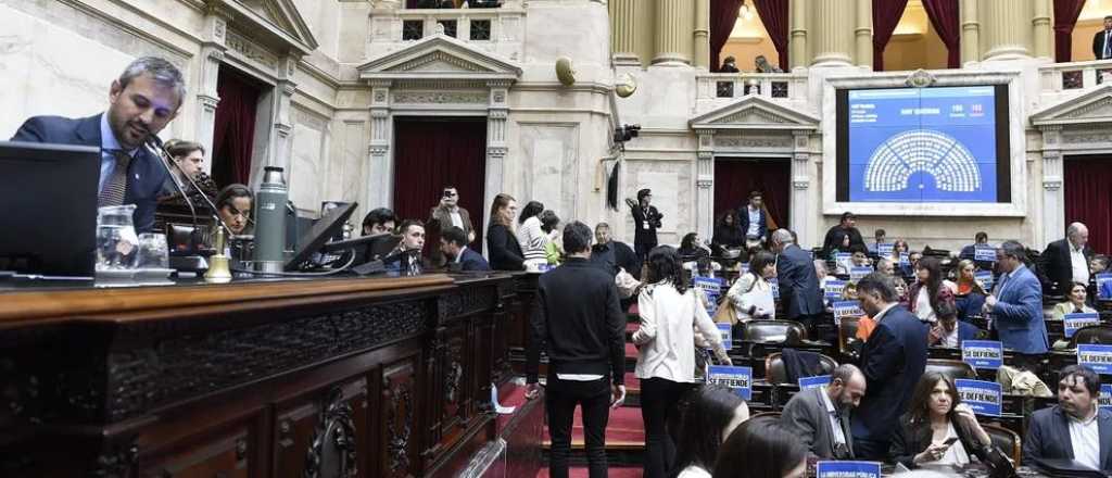 Se cayó la sesión en Diputados para limitar a los DNU sobre deuda de Milei