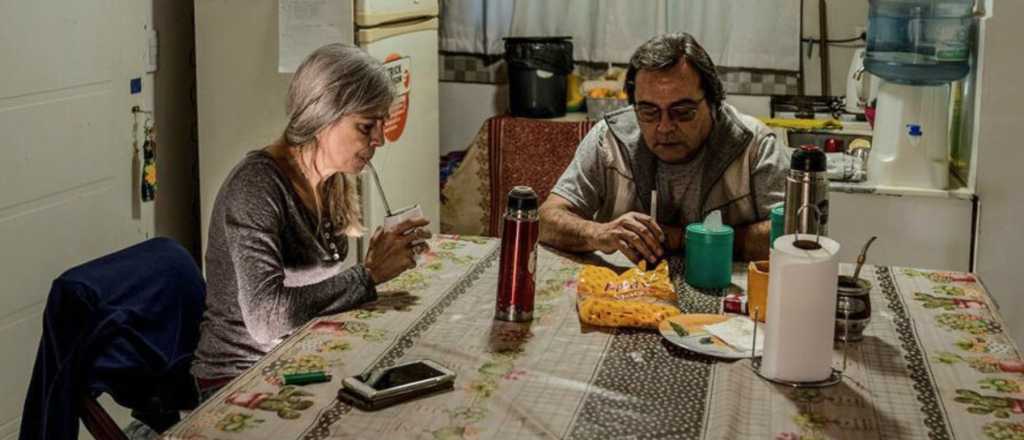 Más de la mitad de la clase media recurre a ahorros para llegar a fin de mes