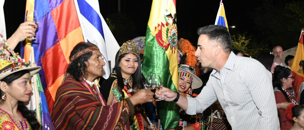 Este s&aacute;bado cierra la Fiesta de las Colectividades en Guaymall&eacute;n