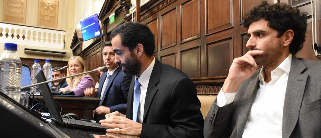 Fayad present&oacute; el Presupuesto 2025 en la Legislatura