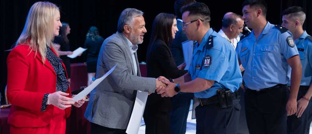 Cornejo anunci&oacute; la mayor inversi&oacute;n en Seguridad de los &uacute;ltimos diez a&ntilde;os