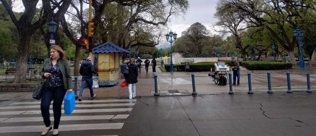 Alerta por viento Zonda y lluvias en Mendoza
