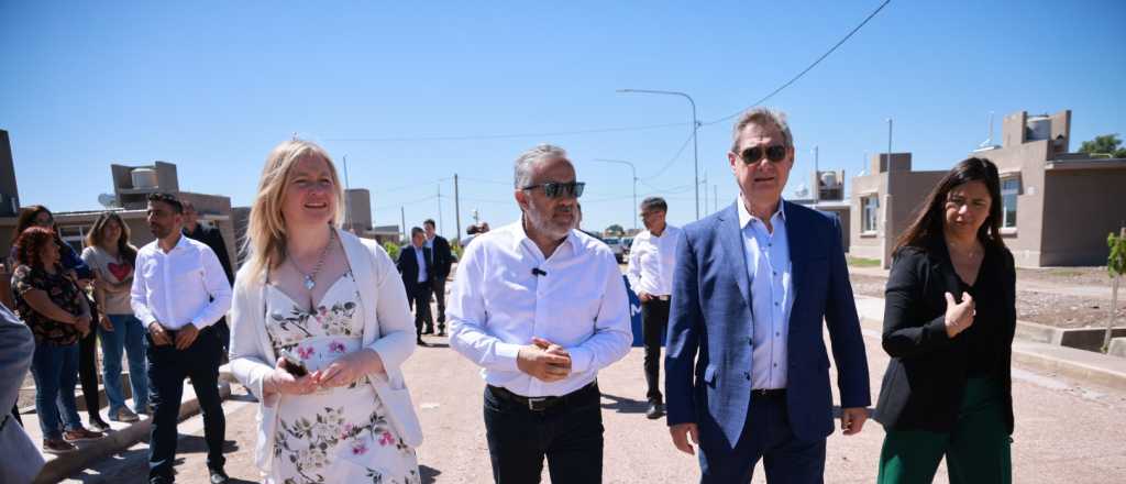 El oficialismo se encolumna detr&aacute;s de Cornejo y enfrenta a F&eacute;lix