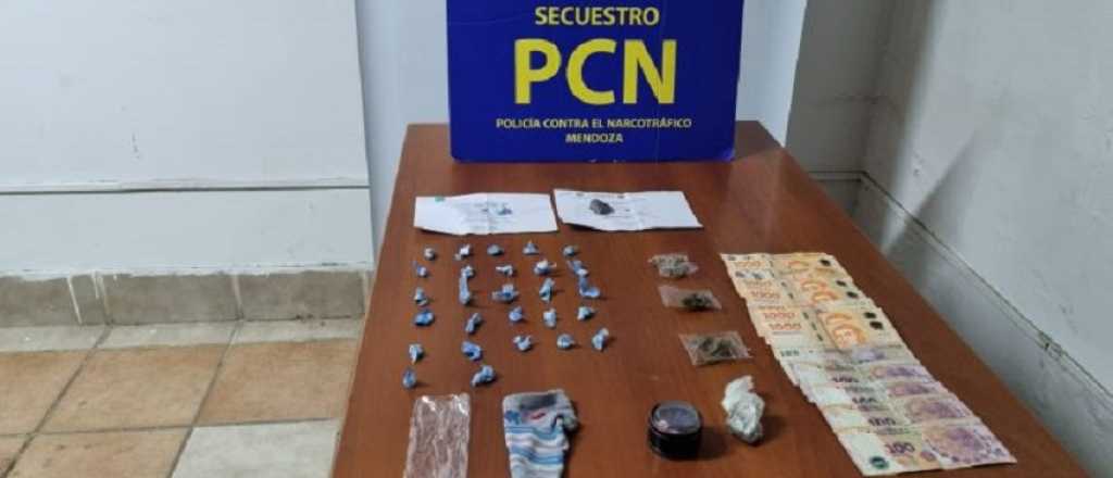 Video: ten&iacute;an una barber&iacute;a de pantalla para vender droga y los atraparon