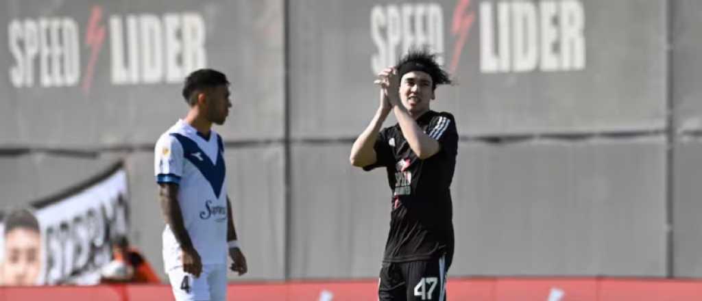 Pol&eacute;mica por las apuestas en el partido de Deportivo Riestra y V&eacute;lez