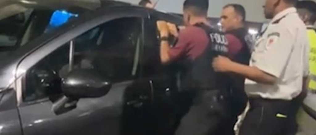 Rescataron a una ni&ntilde;a que hab&iacute;a quedado encerrada en un auto