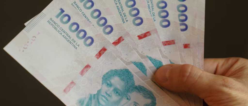 La desigualdad bajó en 2025, pero el sector más rico aún gana 13 veces más