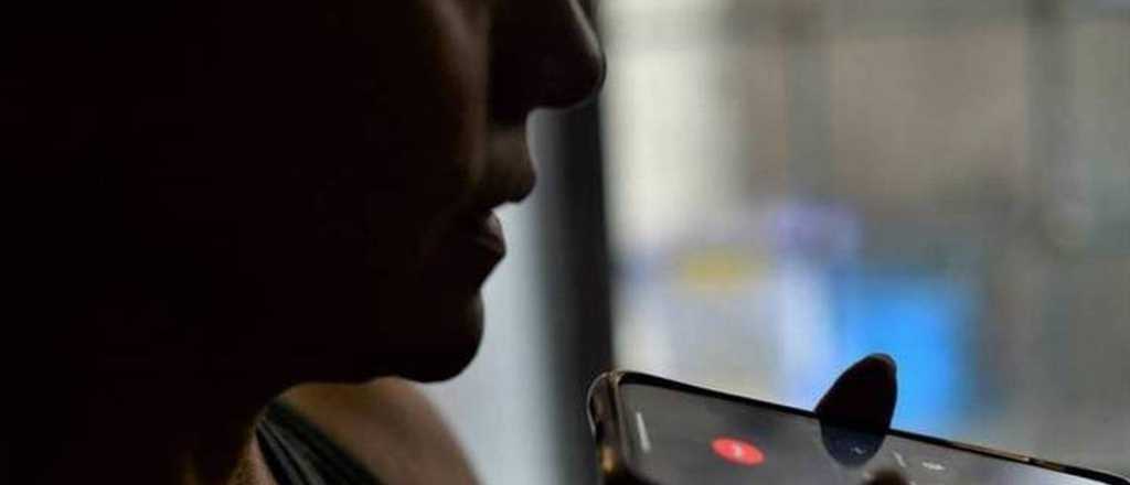 Viol&oacute; la restricci&oacute;n de acercamiento y secuestr&oacute; a su madre por una semana