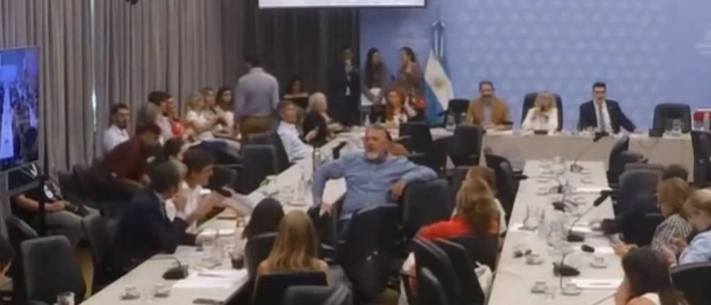 Se reúne el Plenario de Comisiones para lograr suspender las PASO