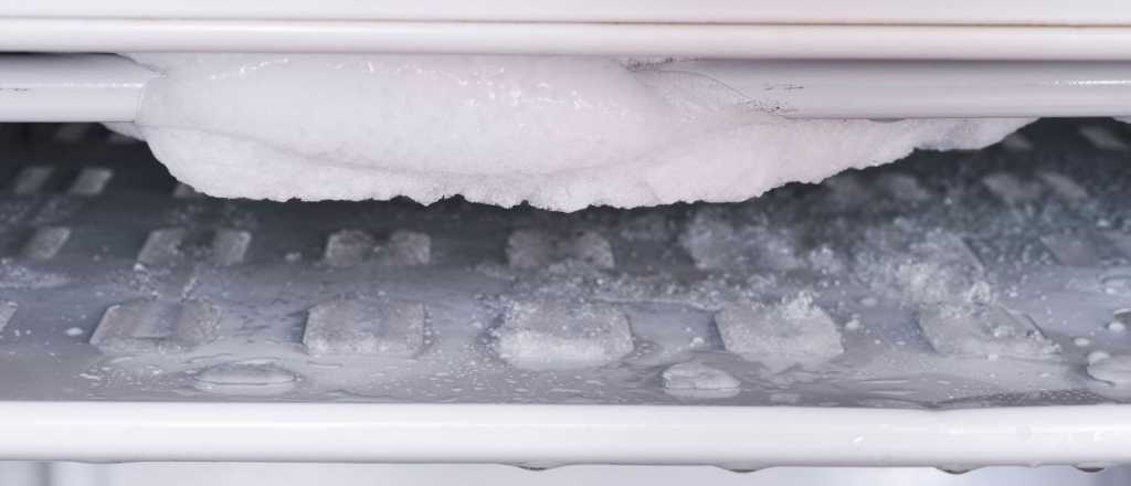 El truco definitivo para quitar el hielo del freezer