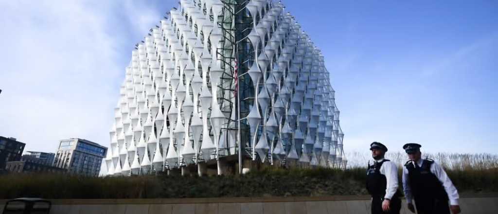 Detonación controlada de un explosivo en la embajada de USA en Londres