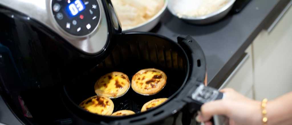 Adiós a la freidora de aire: el artefacto que cocina de 9 formas distintas