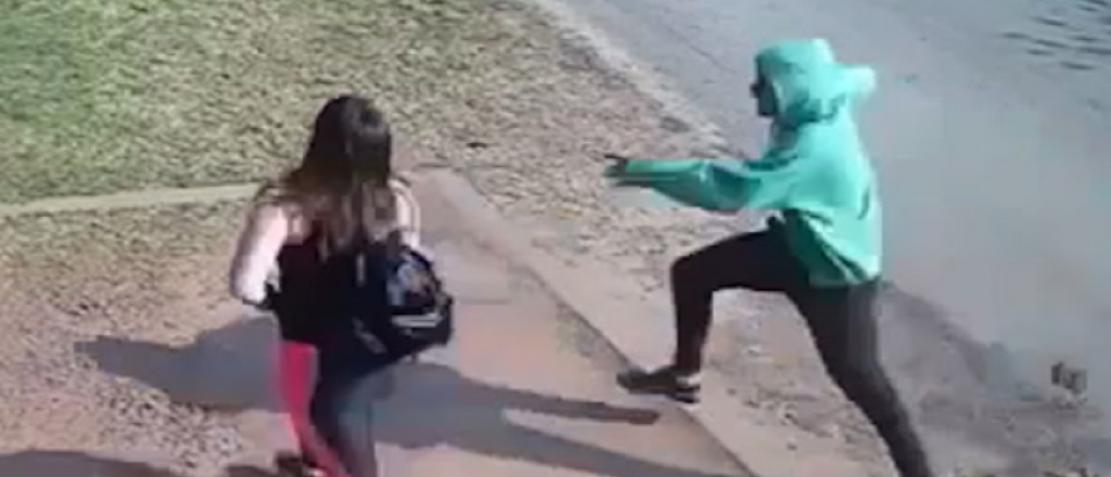 Le robaron $850 mil a una mujer durante un asalto en San Martín