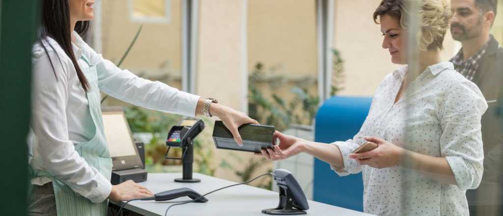 Ser&aacute; obligatorio discriminar el IVA en todas las facturas