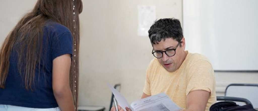 Marcha atrás: vuelven las dos materias previas para pasar de año