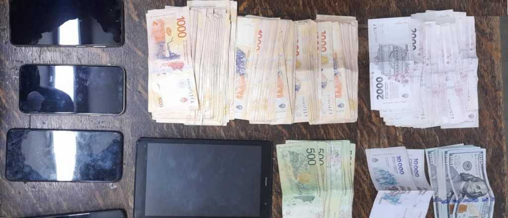 Secuestraron coca&iacute;na en Santa Rosa que dos mujeres llevaban a Bariloche