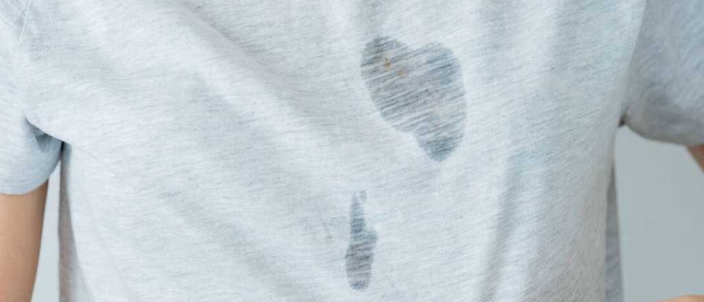 C&oacute;mo sacar las manchas de aceite de tu ropa