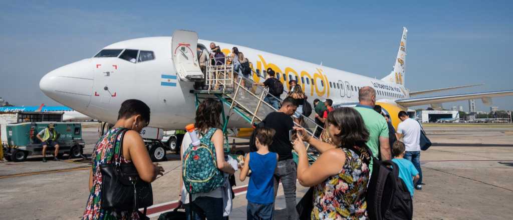 Fierros, jets y valijas: qu&eacute; hay detr&aacute;s de la saga Flybondi