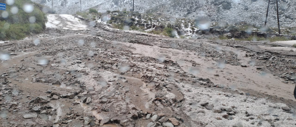 Continuar&aacute; cerrada la ruta a Vallecitos por las intensas lluvias y hay varados