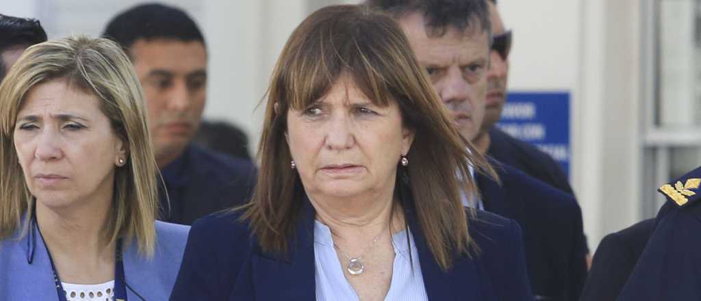 Bullrich pidió "paciencia" a los médicos del Garrahan