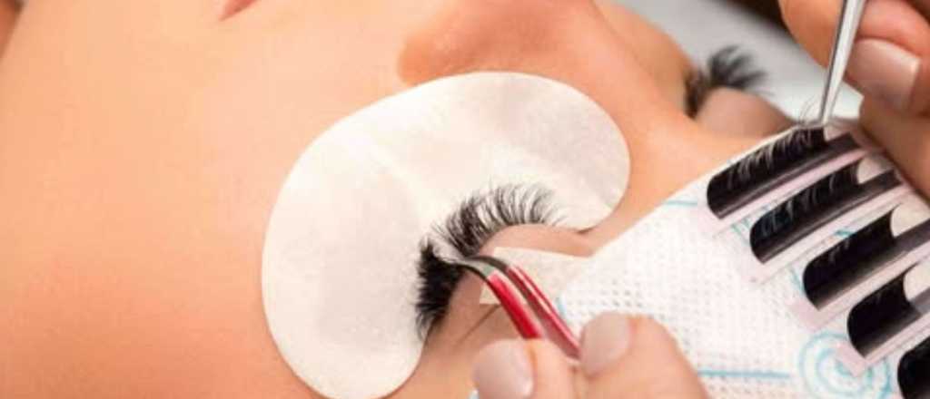 Denuncian a una mujer por estafas con cursos de pesta&ntilde;as