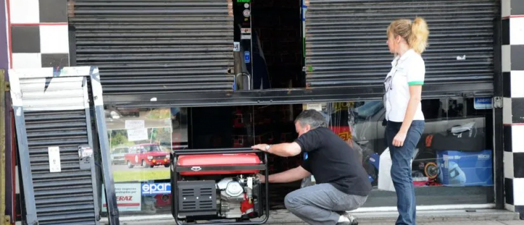 Mendoza est&aacute; mejor que la media del pa&iacute;s y no sufrir&iacute;a cortes de luz por calor
