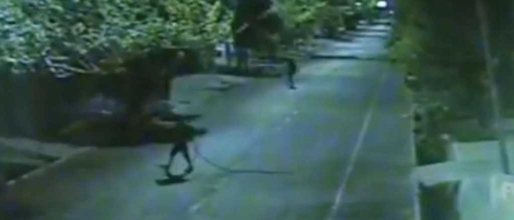 Video: atraparon a un menor robando cables en Maip&uacute;