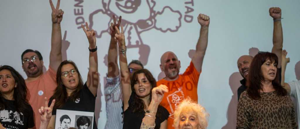 Abuelas de Plaza de Mayo anunci&oacute; la recuperaci&oacute;n de la nieta N&deg; 139