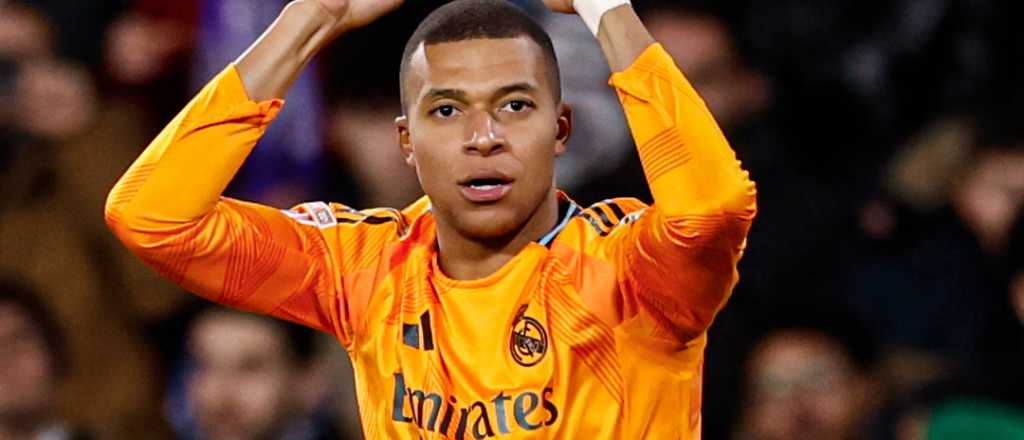Insaciable, Mbappé marcó su primer hat-trick en Real Madrid