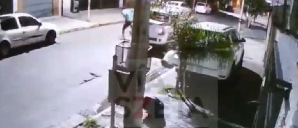 Video: un jubilado mat&oacute; de un tiro a un ladr&oacute;n que quiso asaltarlo