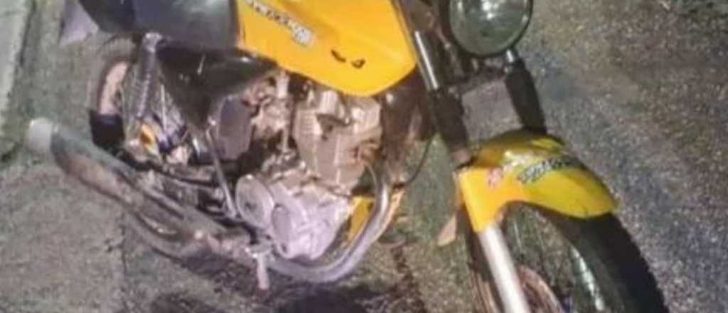 Llevaba a una beb&eacute; en moto, se enred&oacute; su mantita y perdi&oacute; una pierna