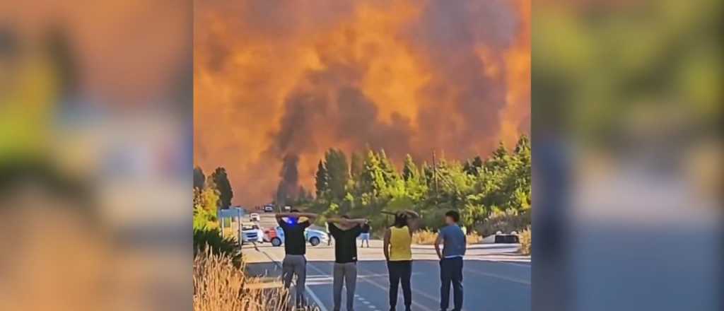 Incendio en El Bolsón: 1600 hectáreas afectadas y zonas evacuadas
