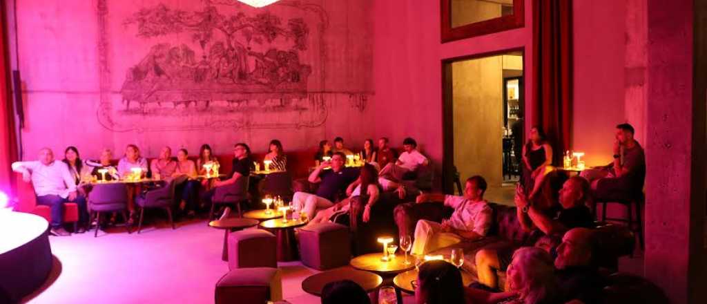 Así sorprende el primer Petit Cabaret de bodega de Mendoza