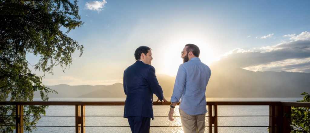 Bukele ofreció sus cárceles a Estados Unidos para delincuentes peligrosos