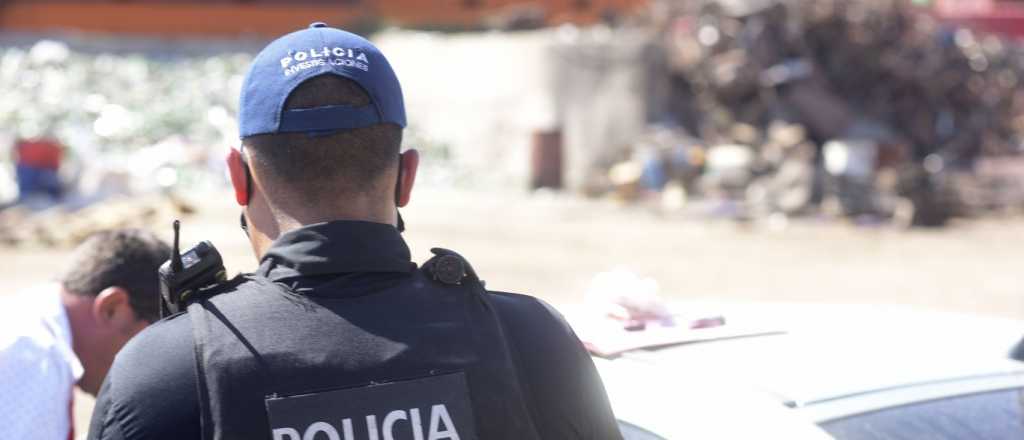 Sancionaron a un policía por estar "flojo de papeles"