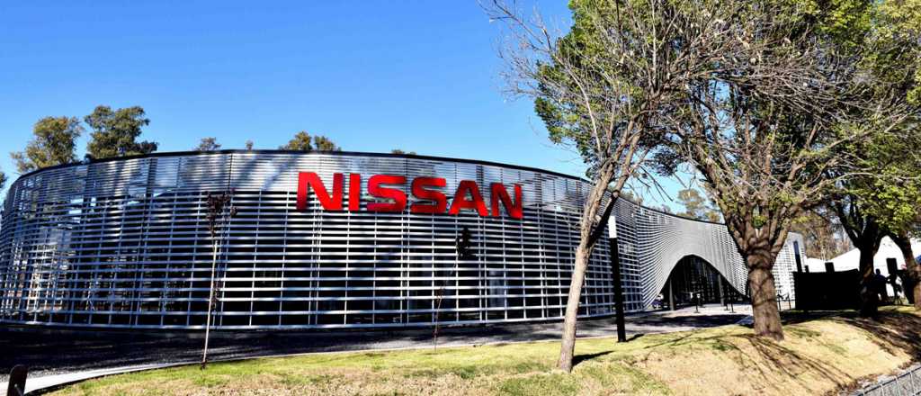 Nissan suspendió su producción en Córdoba y peligran cientos de empleos