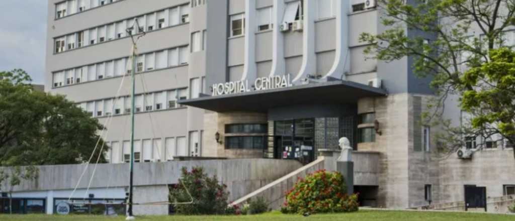 Dos jóvenes de 18 años heridos y uno internado en un accidente en Luján