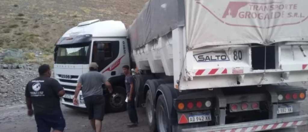 Un camionero de 38 a&ntilde;os muri&oacute; mientras conduc&iacute;a por los Caracoles