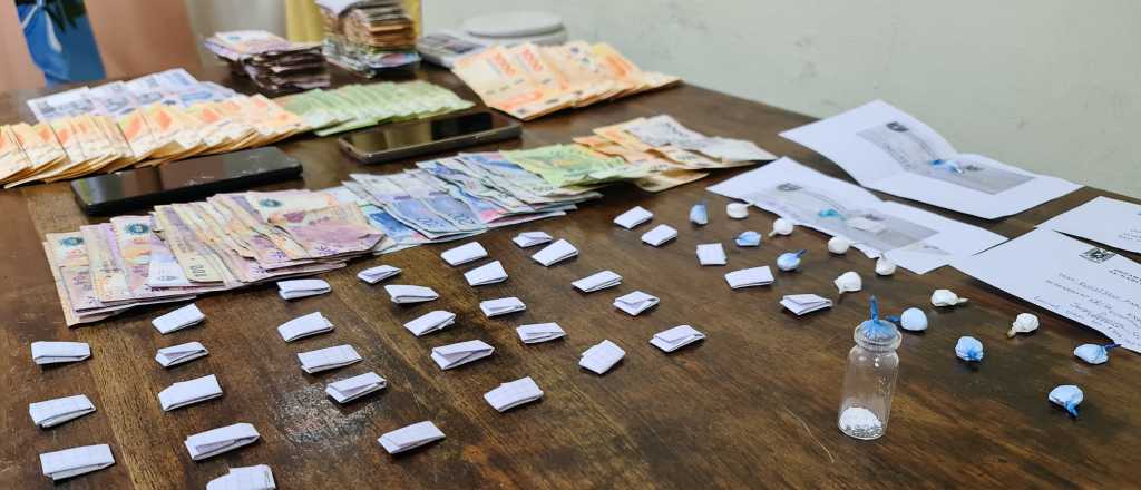 Cuatro dealers detenidos por vender drogas en Las Heras y Tupungato