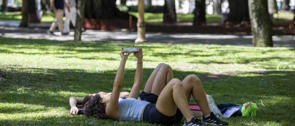 Martes caluroso y húmedo en Mendoza