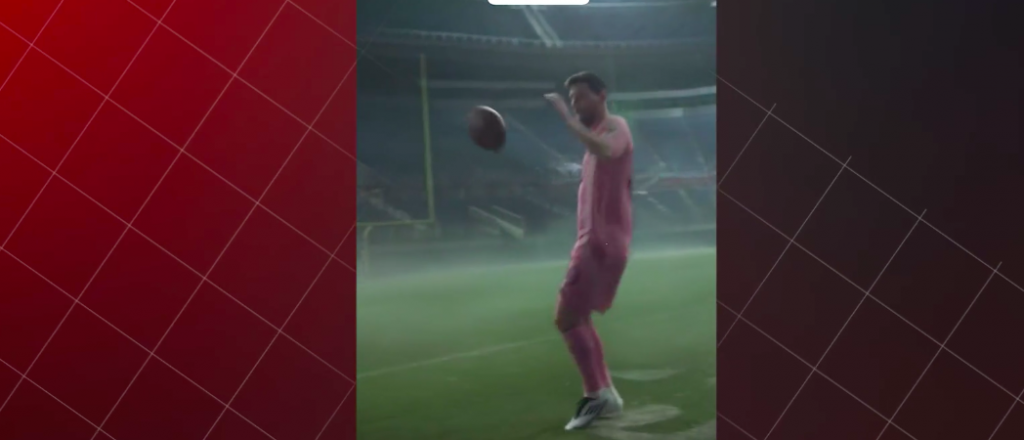 Messi hizo jueguito con una pelota de f&uacute;tbol americano y explotaron las redes