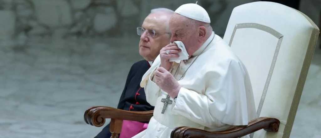 El Papa Francisco está internado por dificultades respiratorias
