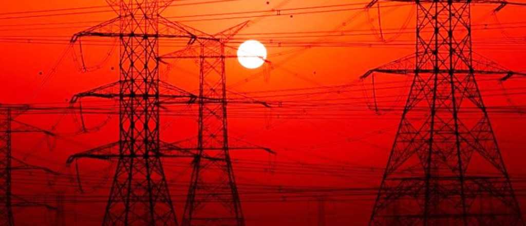 La "tormenta de los 42&deg;" en Mendoza y los cables pelados en Casa Rosada